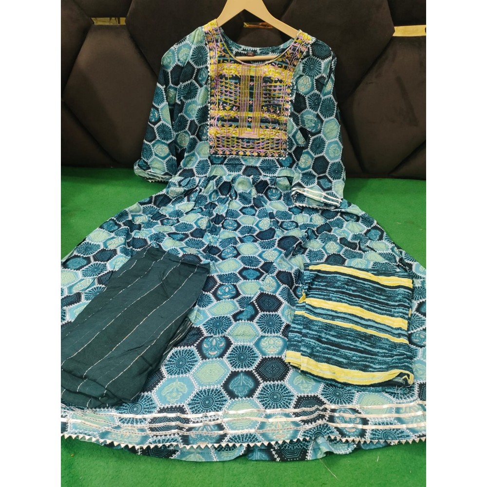  Naira Cut Kurta With Trouser And Dupatta