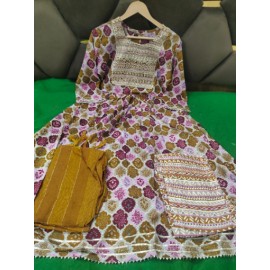  Naira Cut Kurta With Trouser And Dupatta